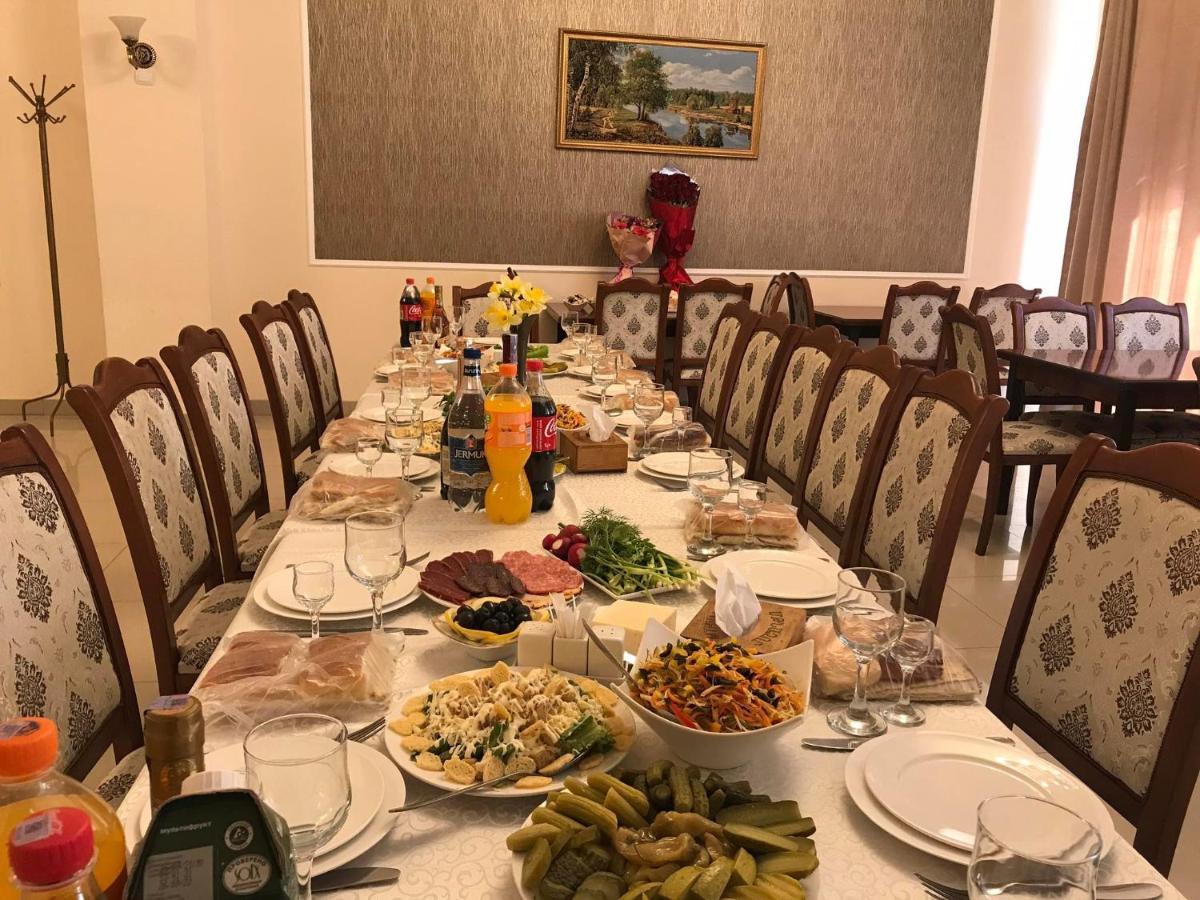 Mthnadzor Hotel Goris Luaran gambar