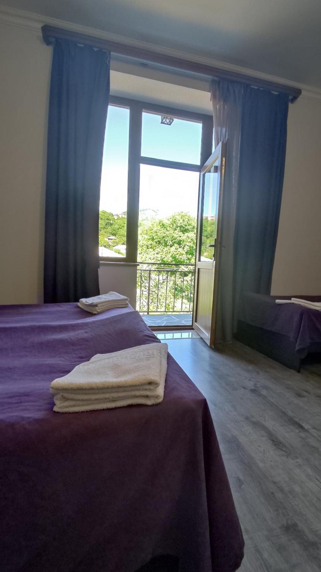Mthnadzor Hotel Goris Luaran gambar
