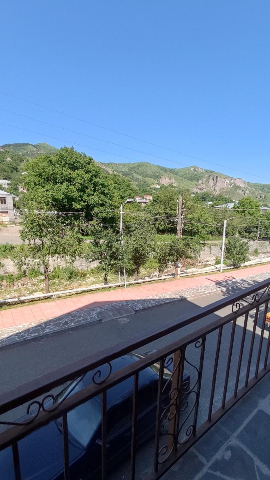 Mthnadzor Hotel Goris Luaran gambar